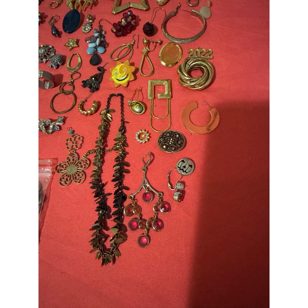 Vintage to Modern Mixed Costume Jewelry Reseller Lot - As-Is Craft Repair - Picture 5 of 16